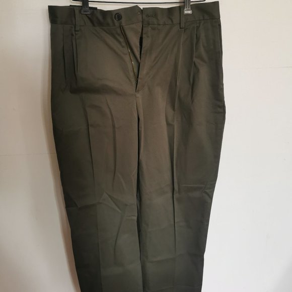 Green BR Heritage Rapid Movement Chinos - Picture 1 of 6